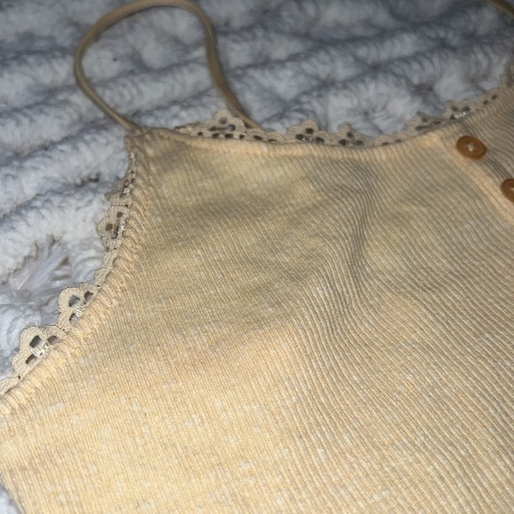 (M) Pacsun Yellow Crop Tank-Top - Picture 3 of 4